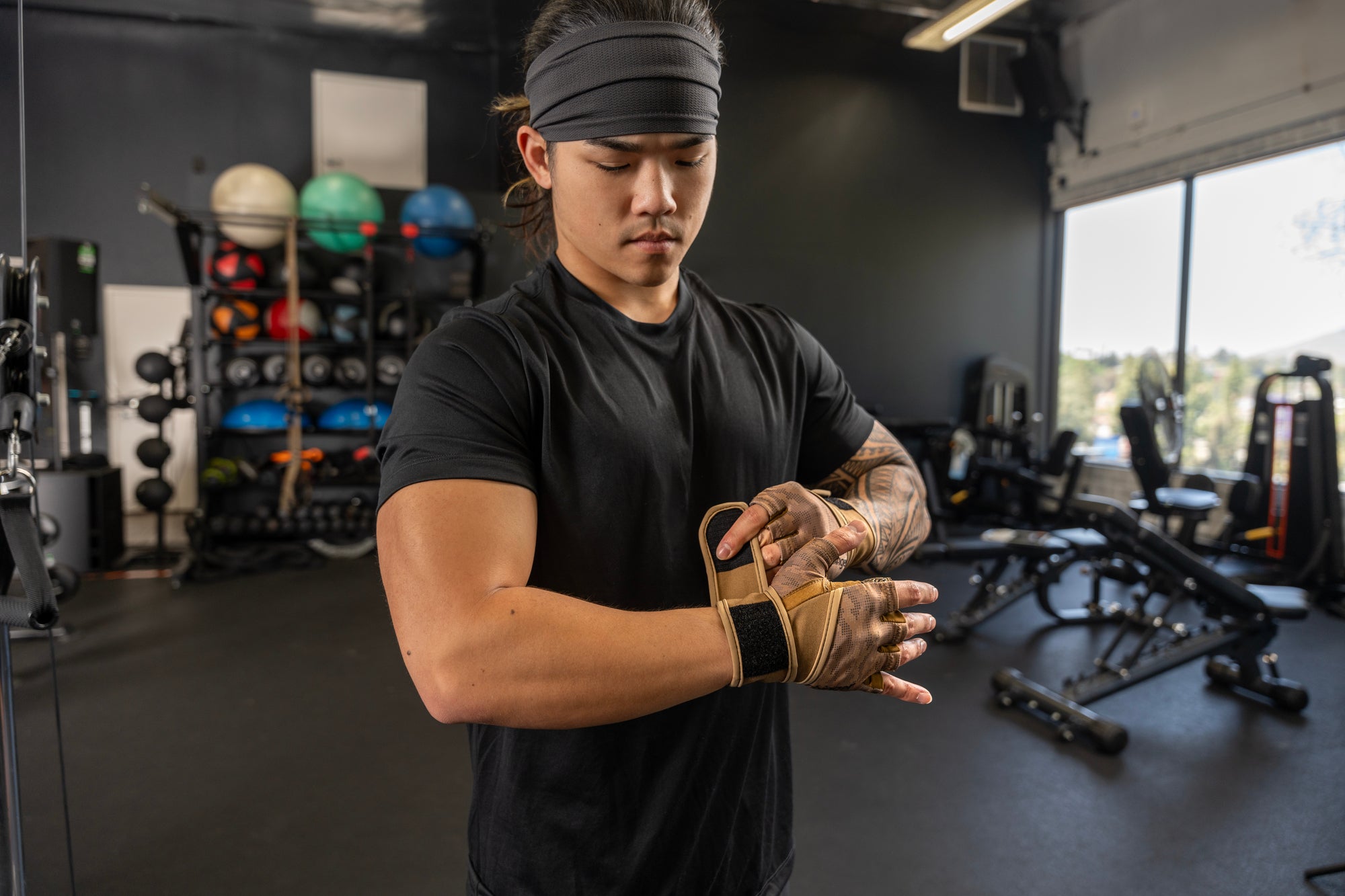 wrp handschuhe Harbinger Men's Pro 3.0 Wristwrap Gloves, Small, Black Platzangst Taschen im Test Wähle Deine Farbe:Diamante model_helmet-evolution safeguarding your hands from